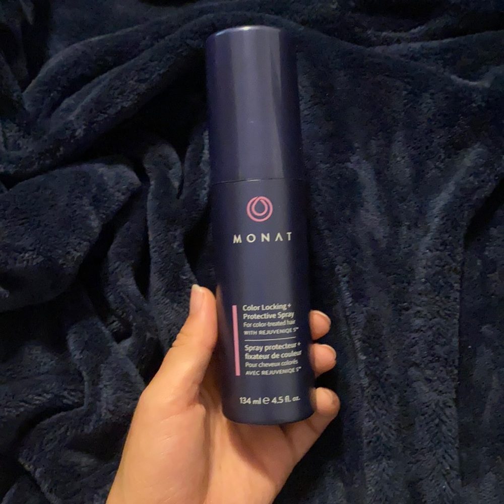 Monat Color Locking & Protective Spray